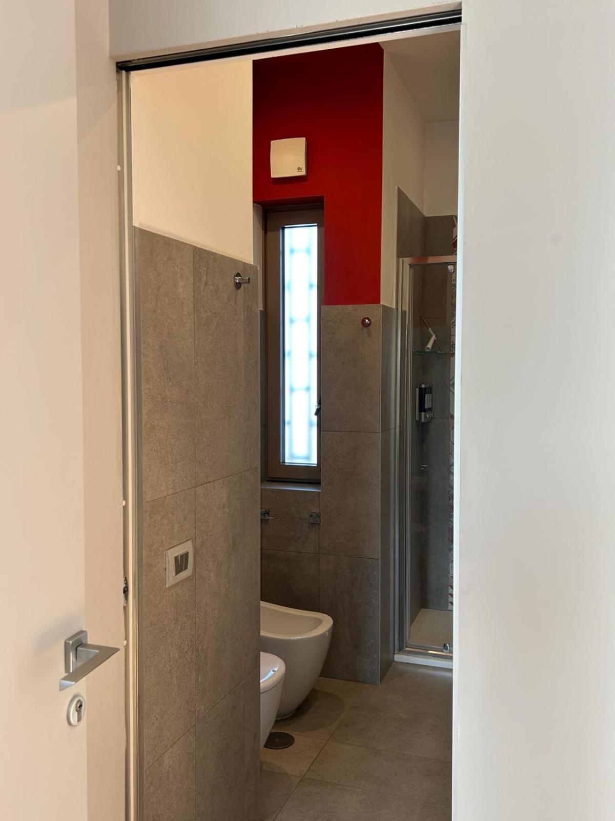 B&B Serangi - Il Piacere Di Sentirsi A Casa Cercola Bagian luar foto
