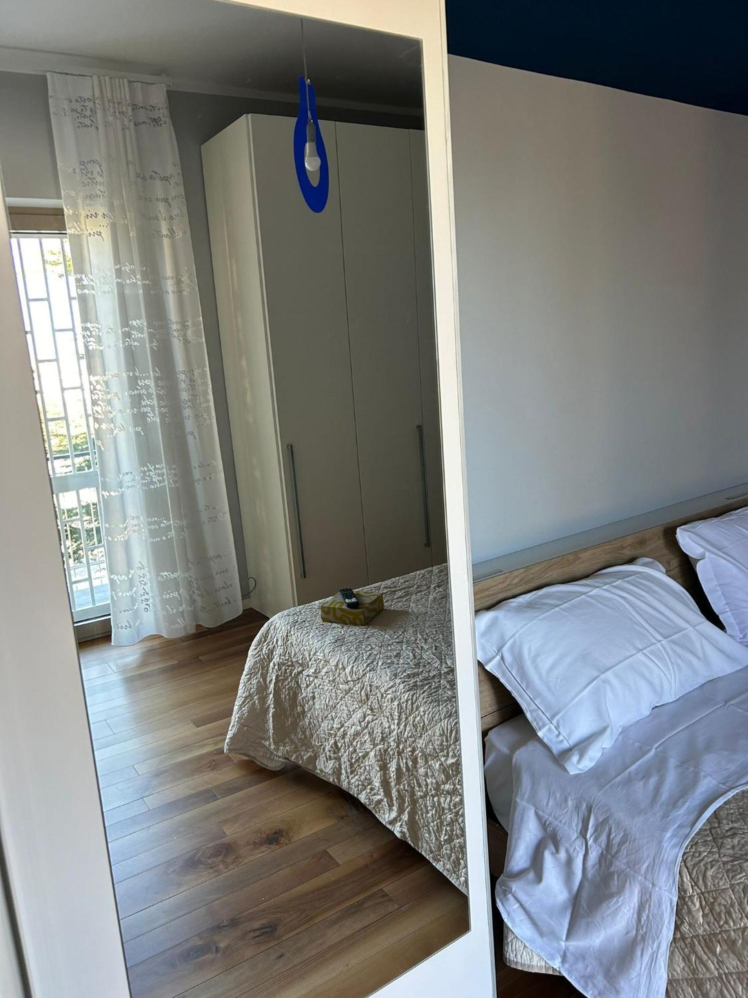 B&B Serangi - Il Piacere Di Sentirsi A Casa Cercola Bagian luar foto